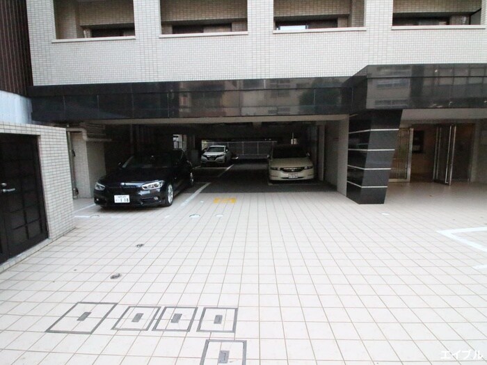 駐車場 エンクレスト六本松（701）