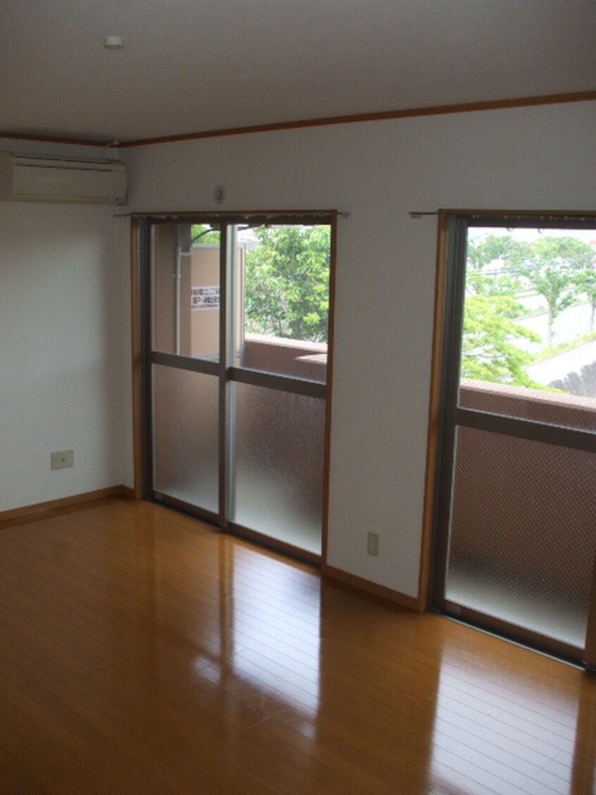 居室 レジデンス塚原台