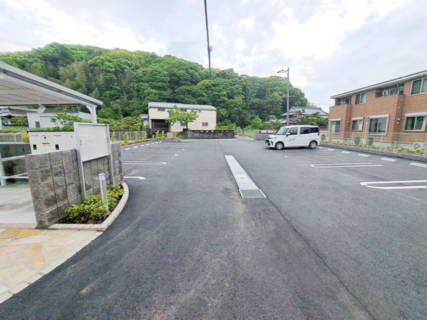 駐車場 フェリーチェ猪熊