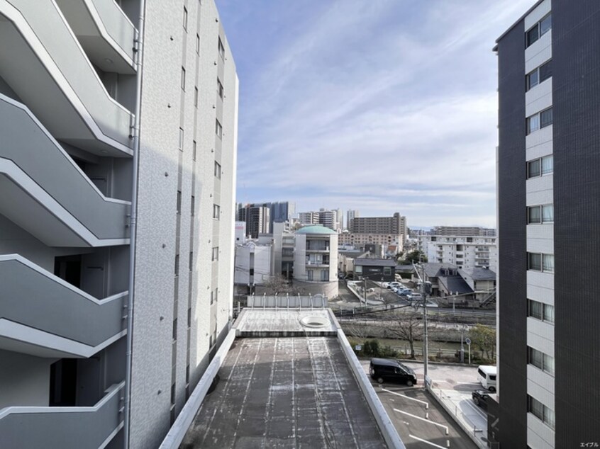 室内からの展望 エルートゥナ香椎駅前