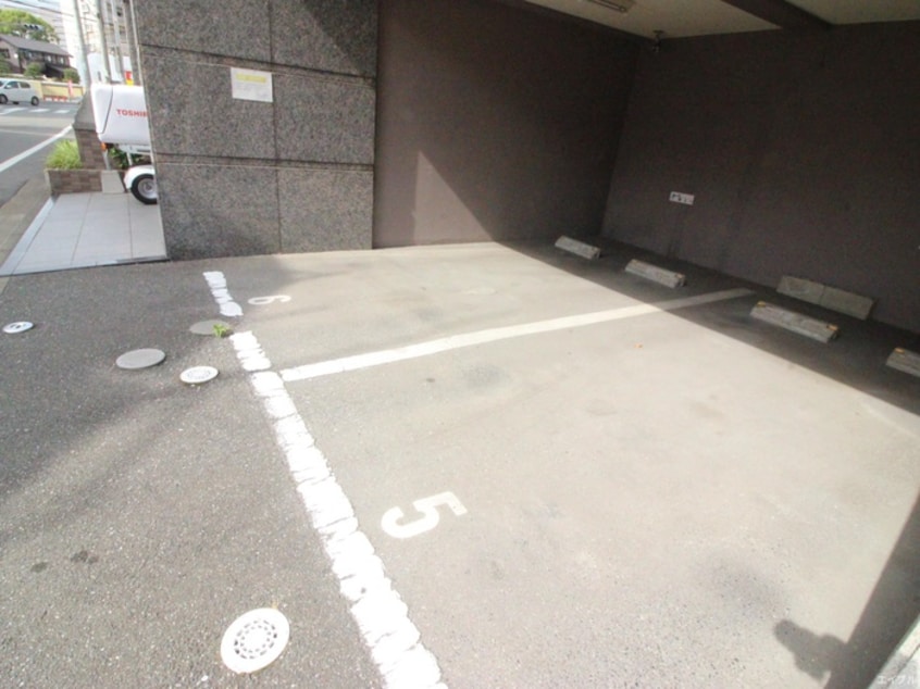 駐車場 ﾀﾞｲﾅｺ-ﾄｴｽﾀﾃﾞｨｵ東公園Ⅴ(401)