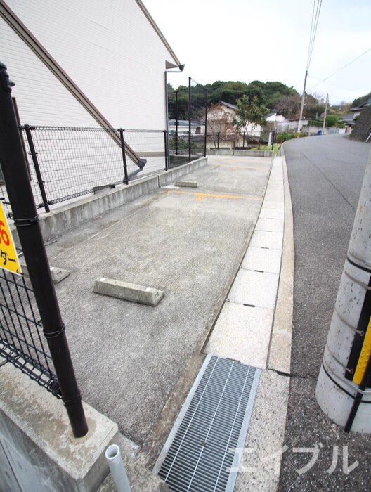 駐車場 ロフティ葉山