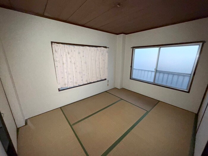 居室 コ－ポ川江２