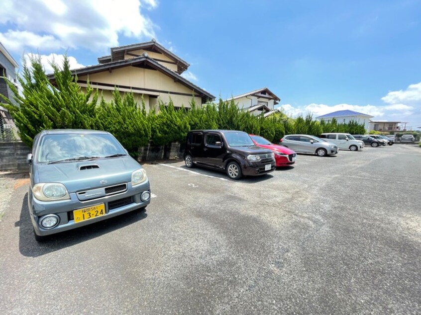 駐車場 ﾌｫｰｻｲﾄ紫R・View terrace