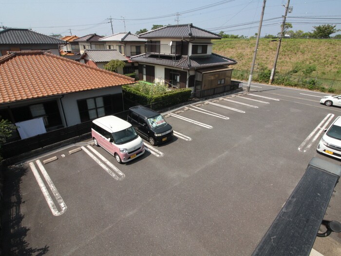 駐車場 メゾン上の原