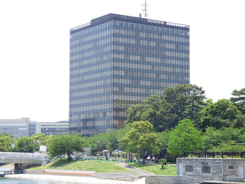 北九州市役所(役所)まで700m ザ小倉