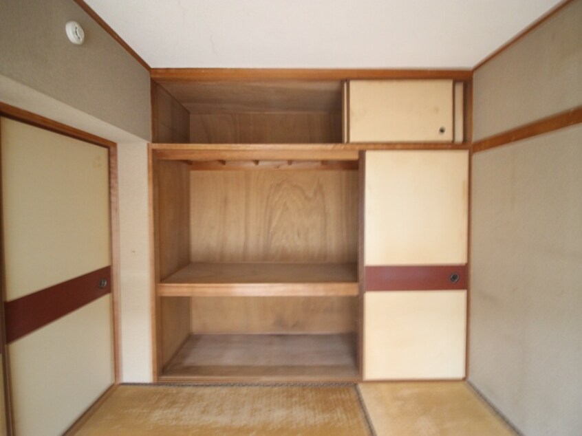 収納 コ－ポかわらだ