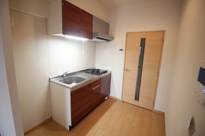 キッチン エトゥール山王公園