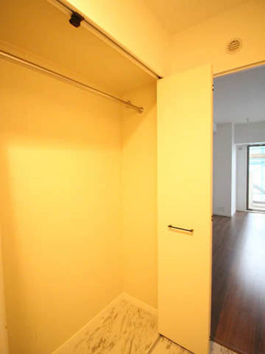 収納 プレステ－ジレジデンス黒崎