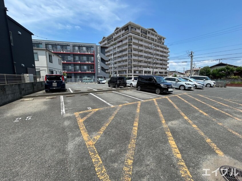 駐車場 ボラブ－ル西長住