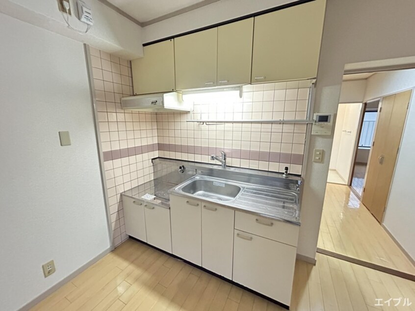 キッチン ボラブ－ル西長住