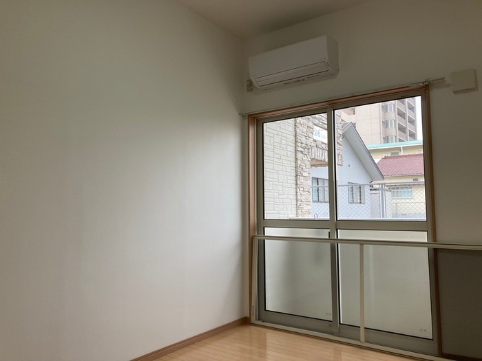 居室 アパートメント・スクエア6番館