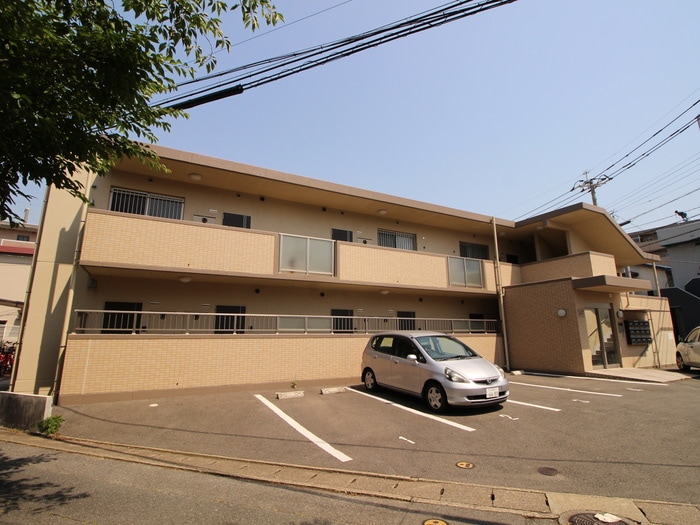 外観写真 メ－プル高木