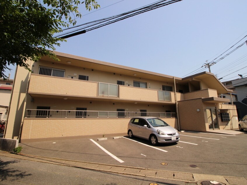 外観写真 メ－プル高木