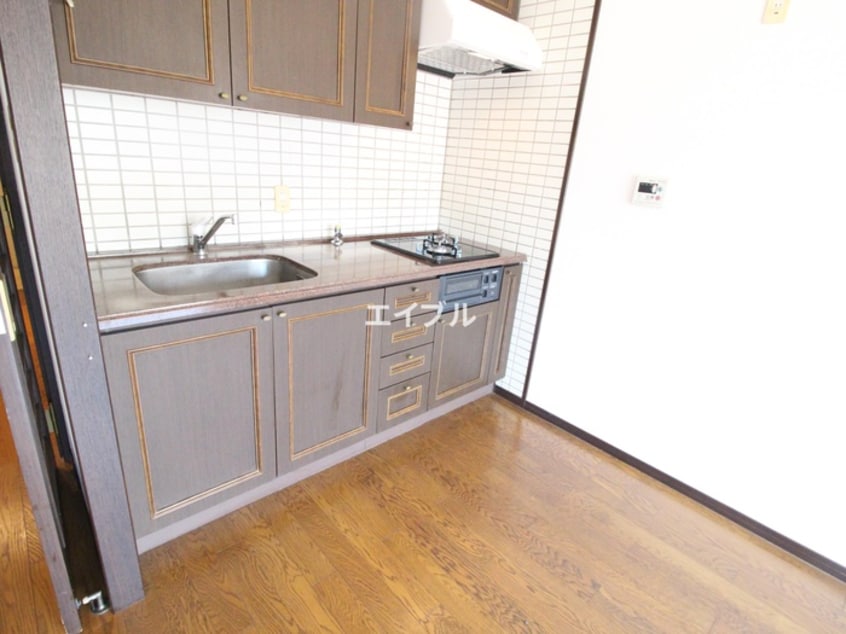 キッチン ﾗｲｵﾝｽﾞﾏﾝｼｮﾝ東町(201)