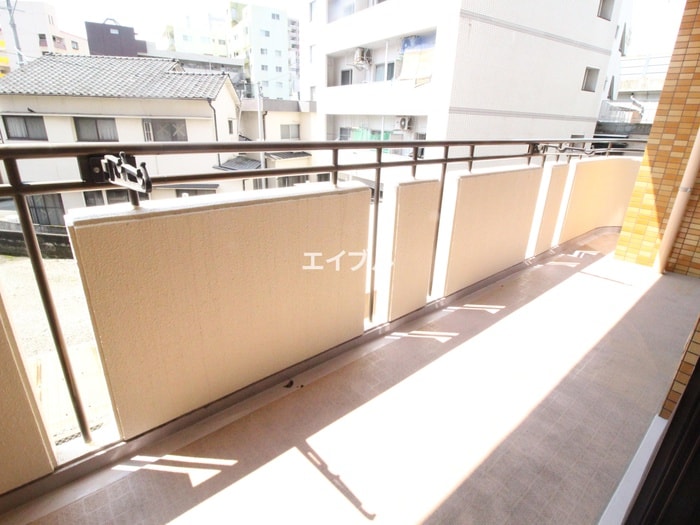 ベランダ・バルコニー ﾗｲｵﾝｽﾞﾏﾝｼｮﾝ東町(201)