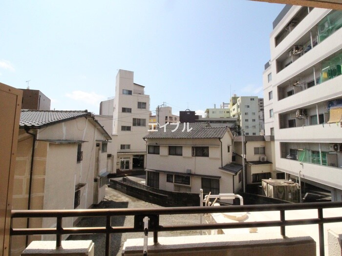 室内からの展望 ﾗｲｵﾝｽﾞﾏﾝｼｮﾝ東町(201)