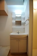 洗面 QREST博多東Ⅱ