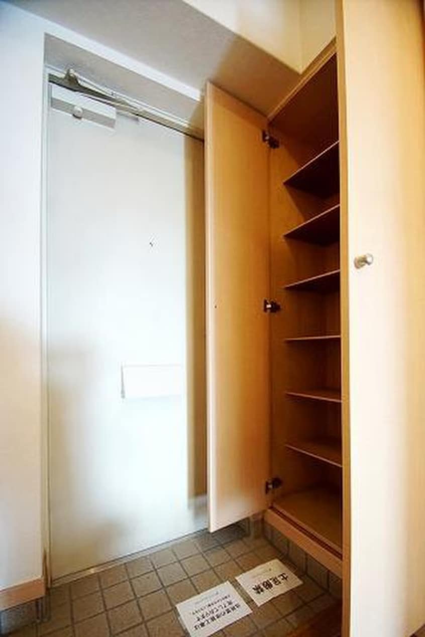 靴箱 QREST博多東Ⅱ