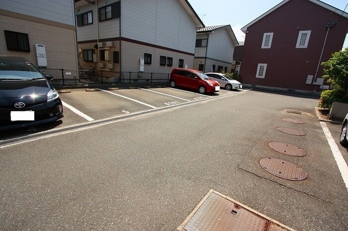 駐車場 RアベニールB