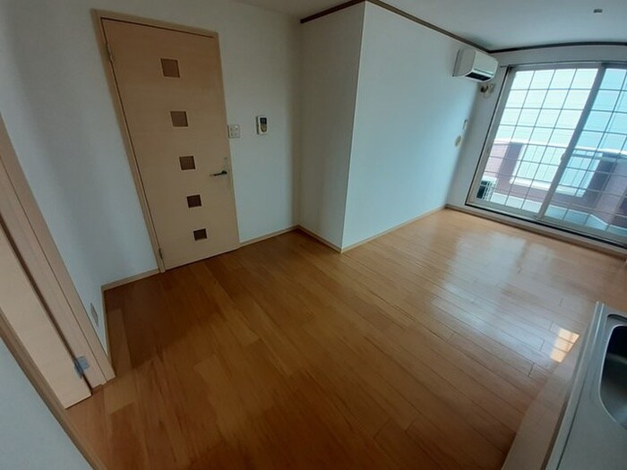 居室 RアベニールB