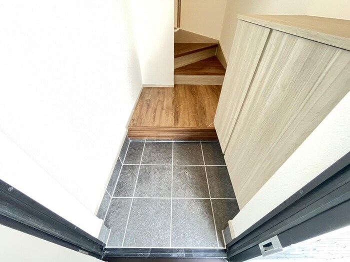 玄関 アテレーゼOne西町