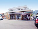 セブンイレブン沼本町店(コンビニ)まで1600m ドゥ－アヴニ－ルＡ