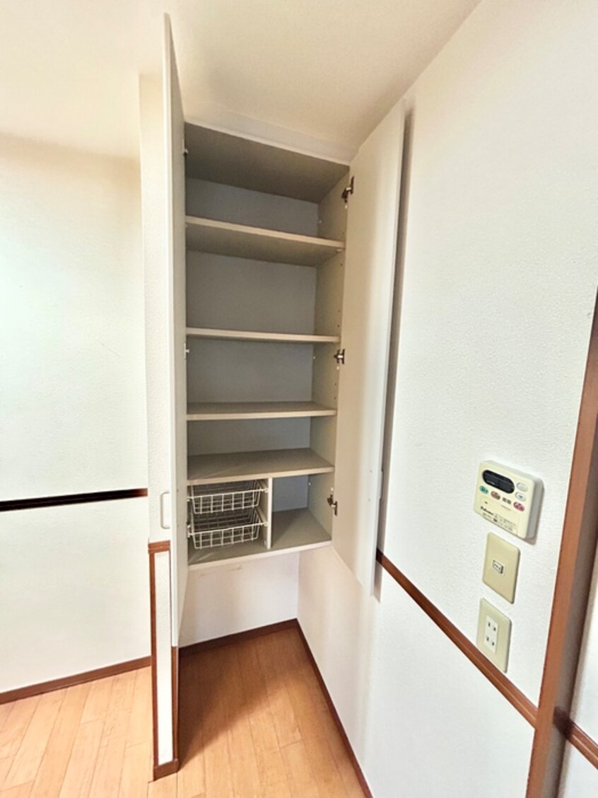 内観写真 ロイヤルパレス本城　Ｃ棟