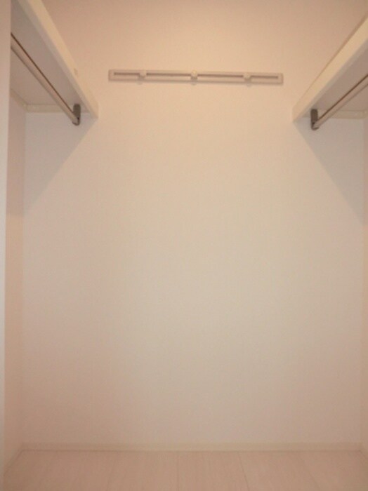 収納 フロレゾンＡ棟