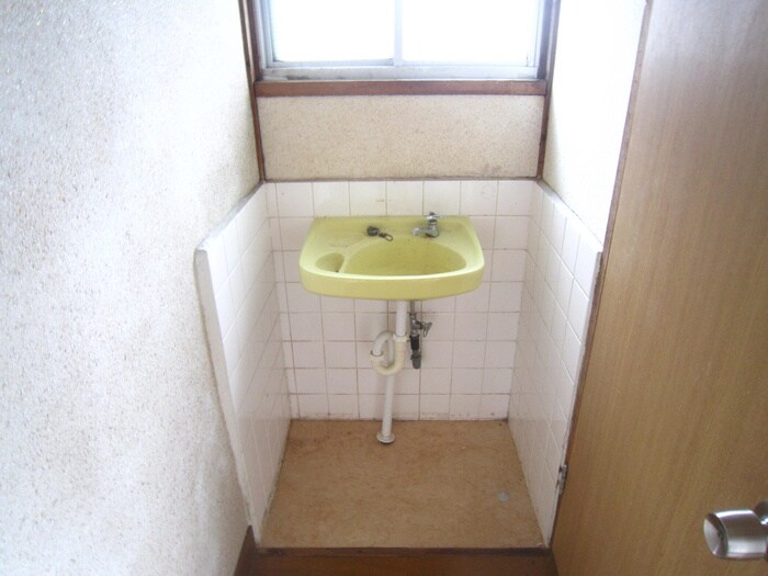 洗面 高雄１丁目貸家