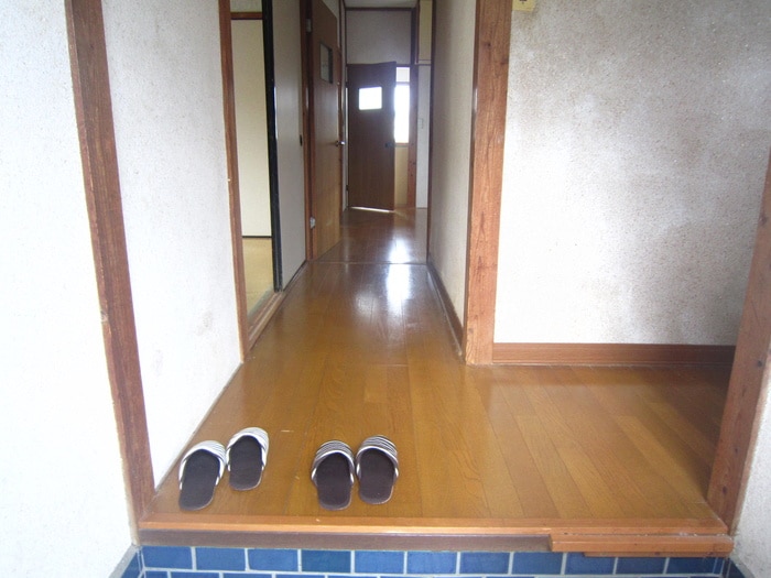 廊下 高雄１丁目貸家