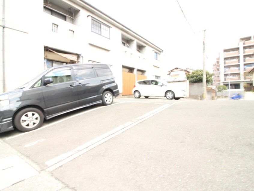 駐車場 白水池プラザ