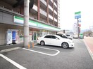 ファミリーマート 小倉下曽根駅南店(コンビニ)まで240m アメニティ田原新町　Ａ棟