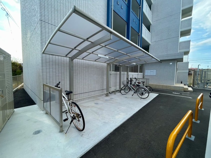 駐輪場 LIFEFIELD古賀駅前