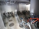 駐輪場 岩保ビル駅南