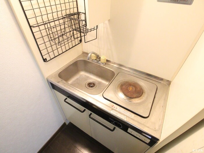 キッチン 岩保ビル駅南