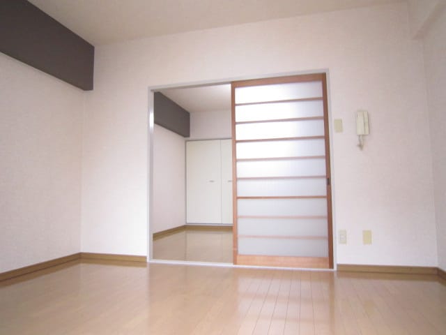 居室 ラルジュ大濠