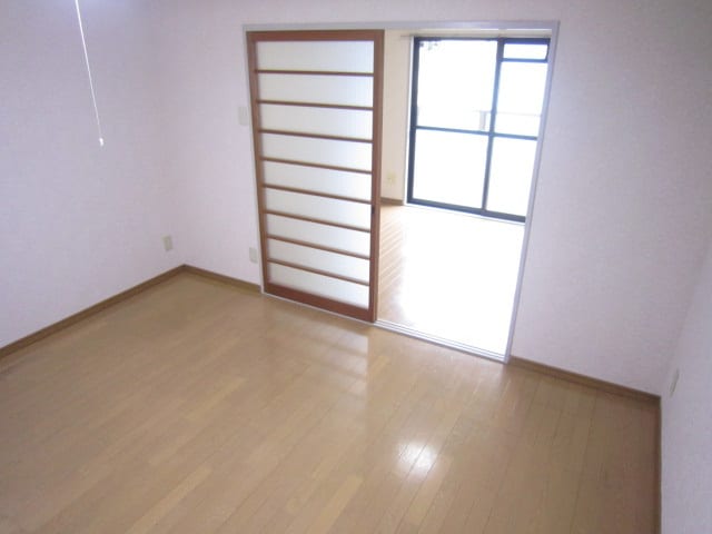 居室 ラルジュ大濠