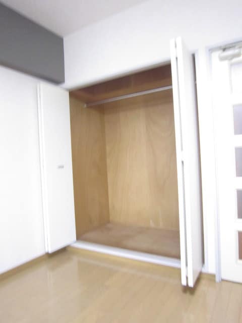 収納 ラルジュ大濠