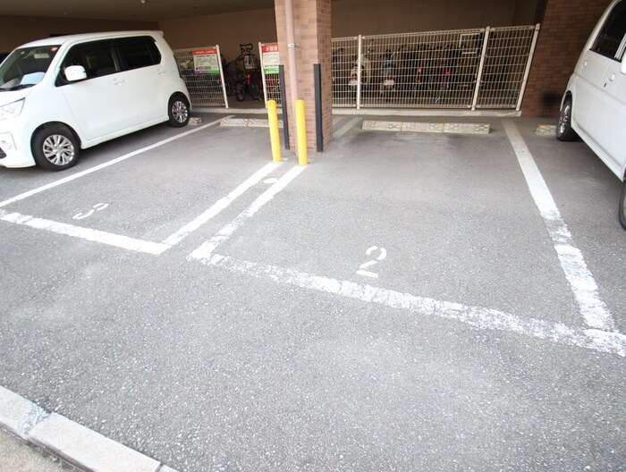 駐車場 竹下駅前ＥＮハイツ