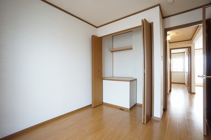 収納 グランシャリオＢ