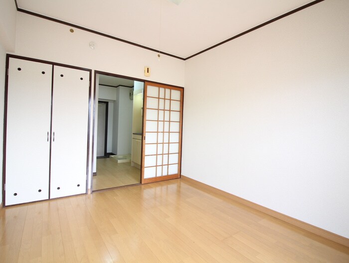 居室 ヤングコーポ北方