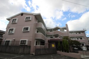 マーキスひがし