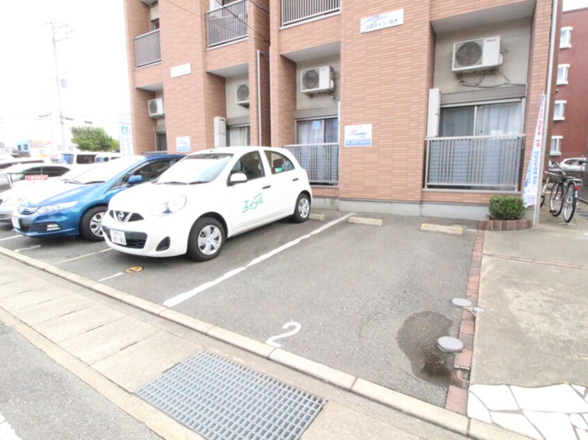 駐車場 クロスイン高木