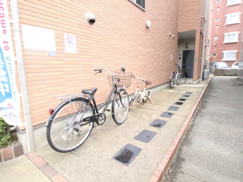 駐輪場 クロスイン高木