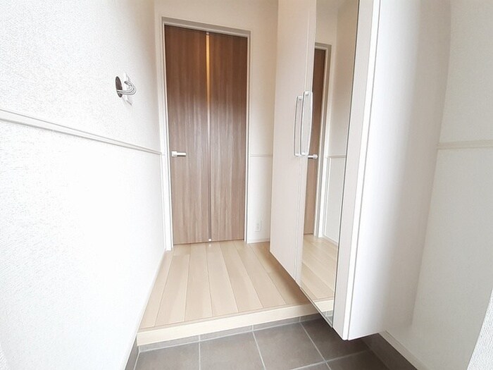 玄関 プルメリアⅡ