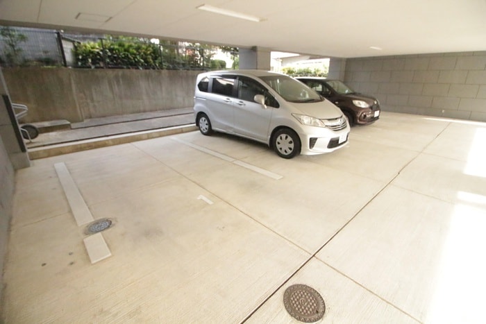 駐車場 ＥＶＡＬよろい坂