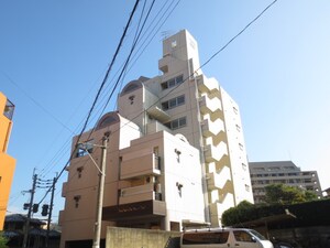 ﾙｴﾒｿﾞﾝﾛﾜｰﾙ南福岡（504）
