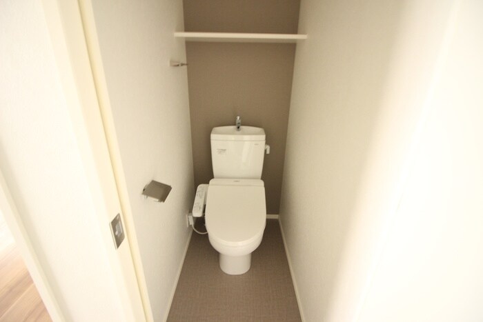 トイレ エンクレスト呉服町（411）