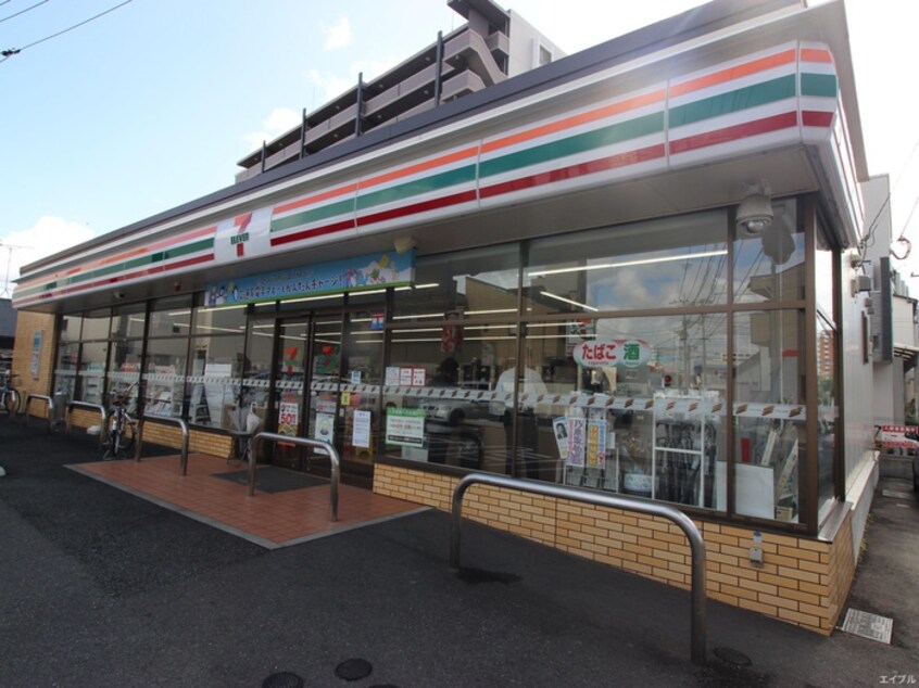 セブンイレブン(コンビニ)まで190m ドォウミ博多Ⅰ